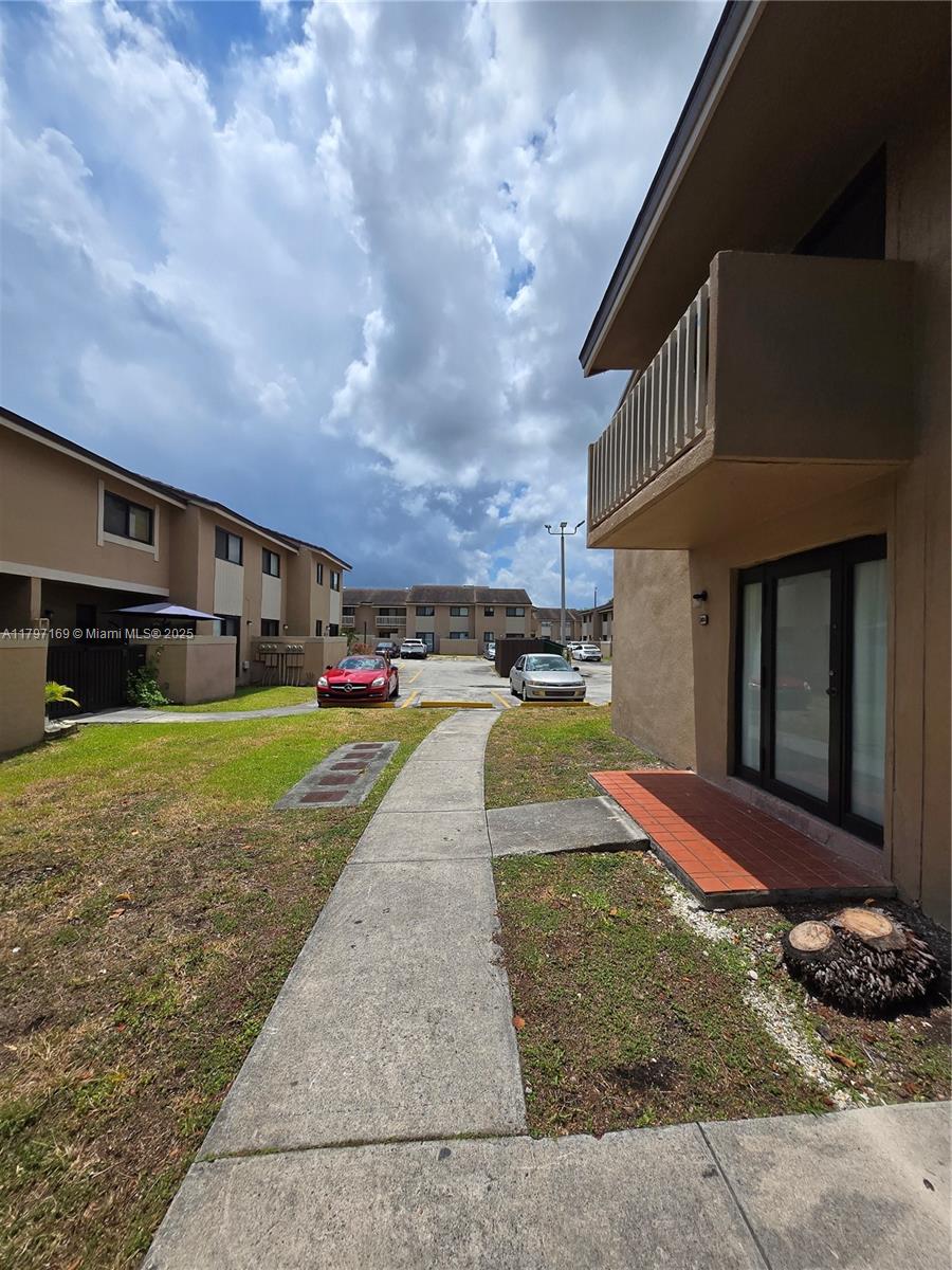 15421 SW 80 St 205
