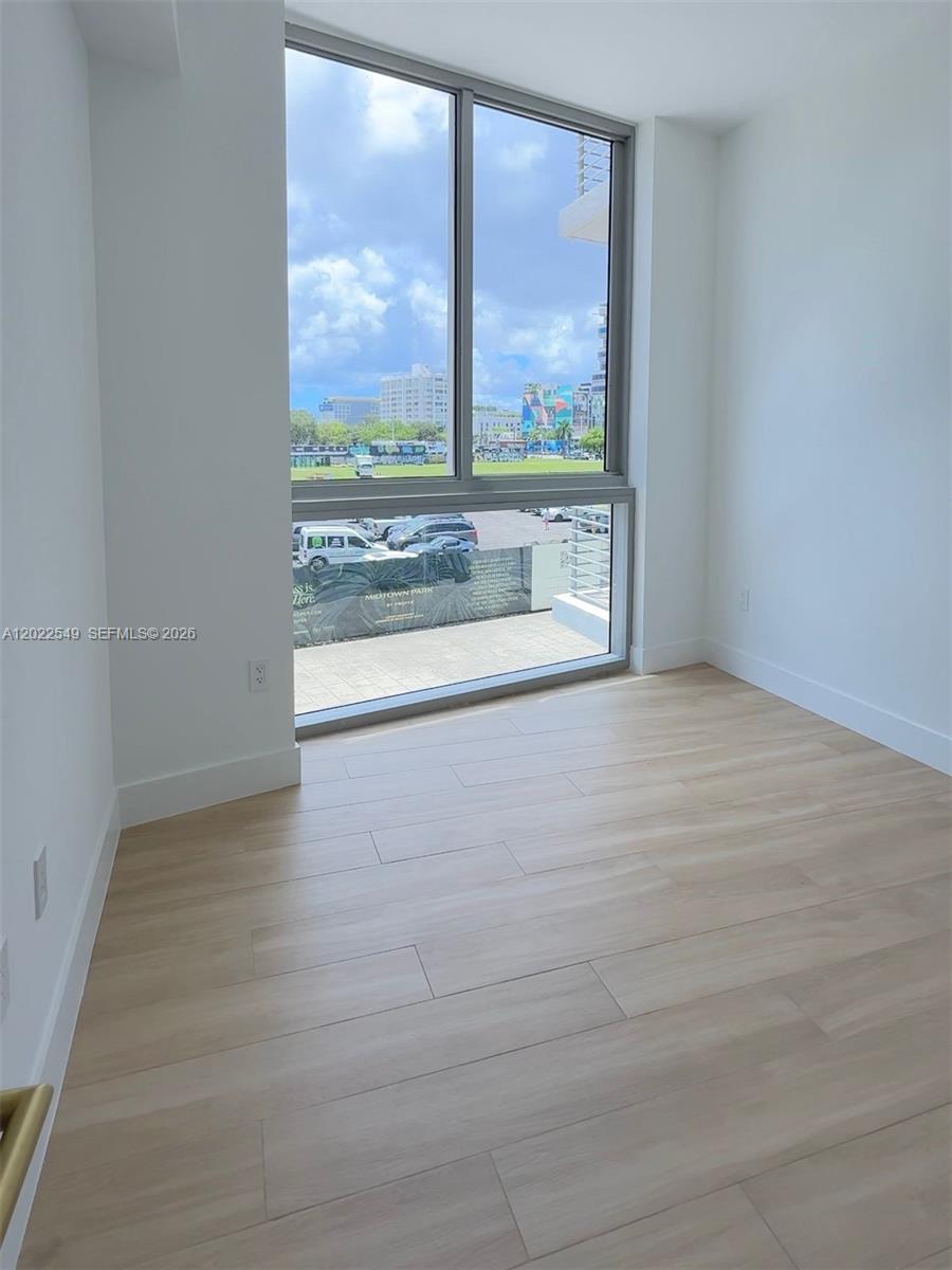 The Standard Midtown - Residential Lease