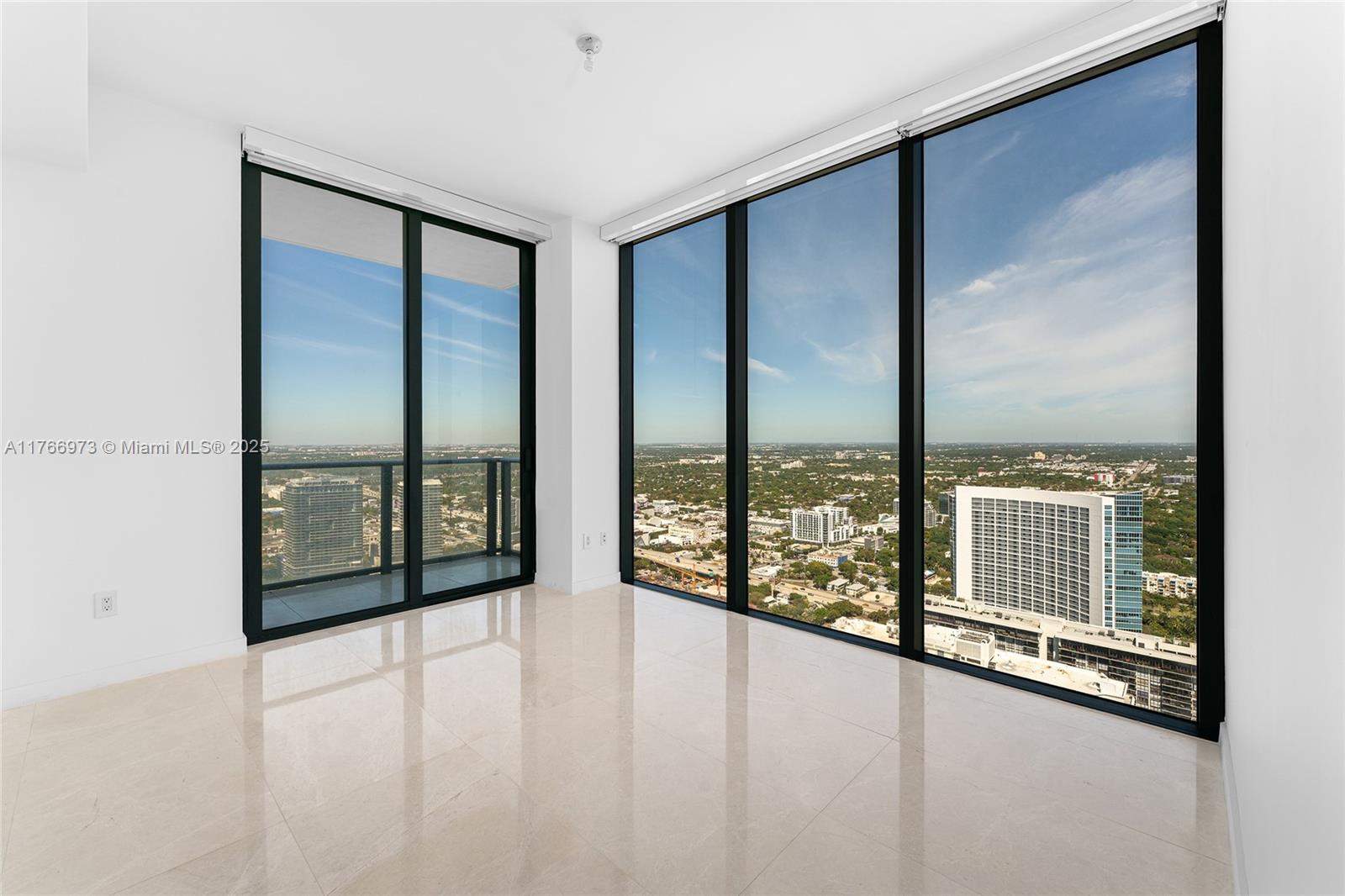 ONE PARAISO CONDO - Residential