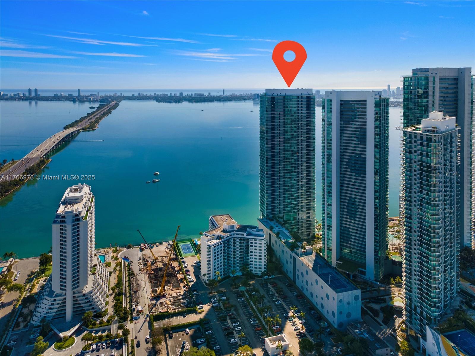 ONE PARAISO CONDO - Residential