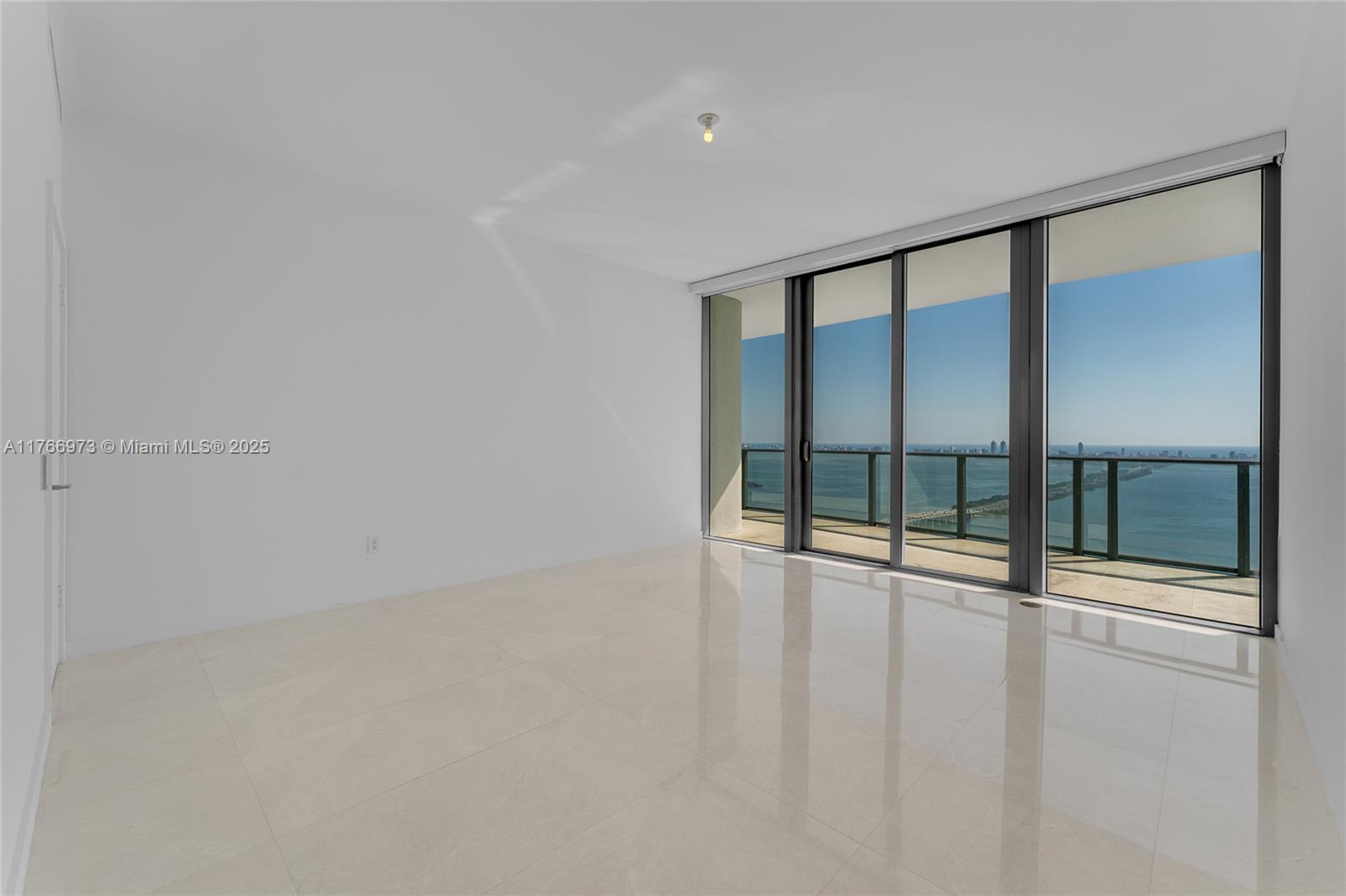 ONE PARAISO CONDO - Residential