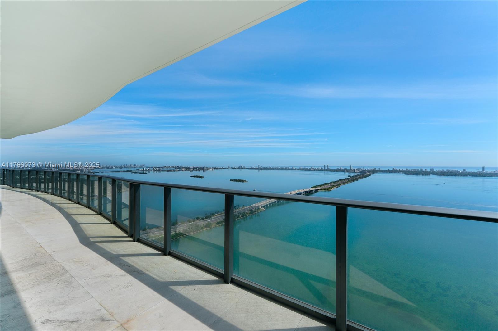 ONE PARAISO CONDO - Residential