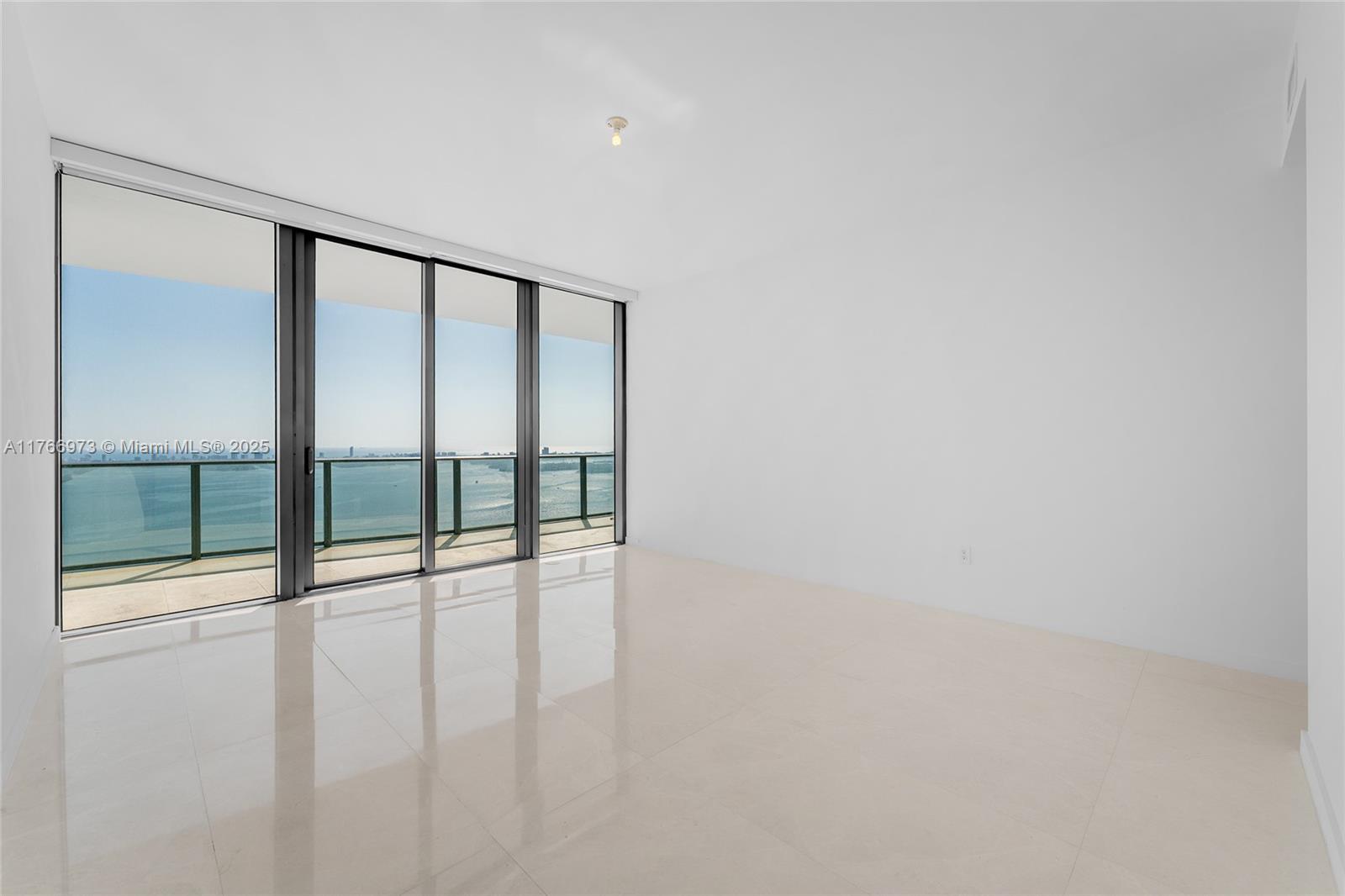 ONE PARAISO CONDO - Residential