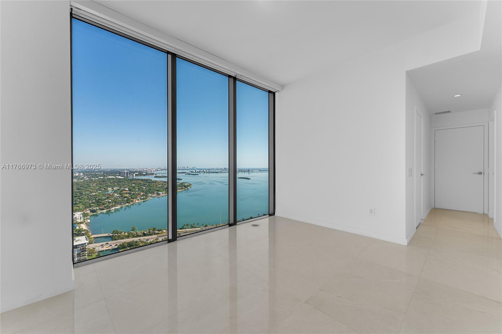 ONE PARAISO CONDO - Residential