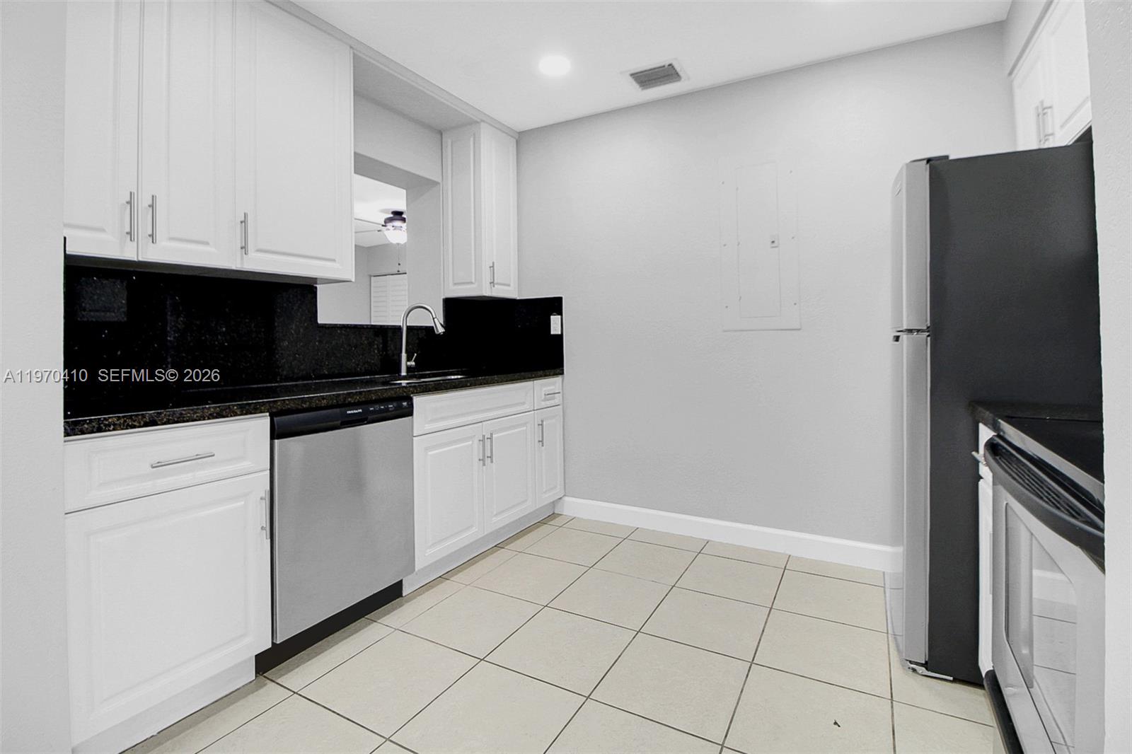 SOUTH MIAMI HEIGHTS ADDN - Residential Lease