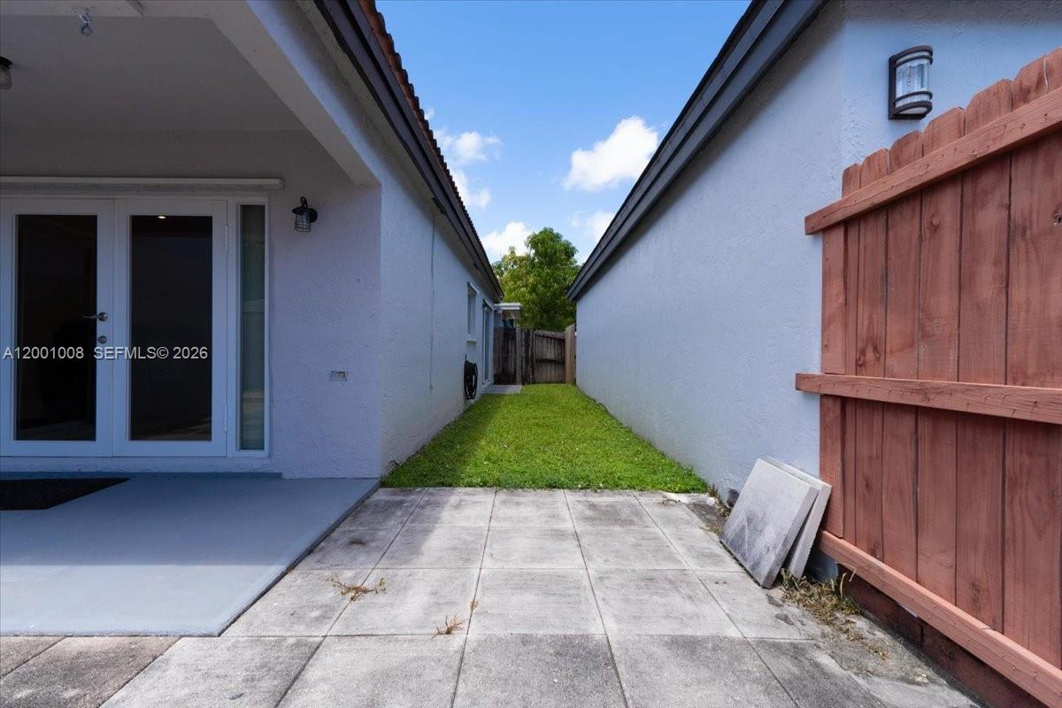 POINCIANA AT SUNSET - Residential