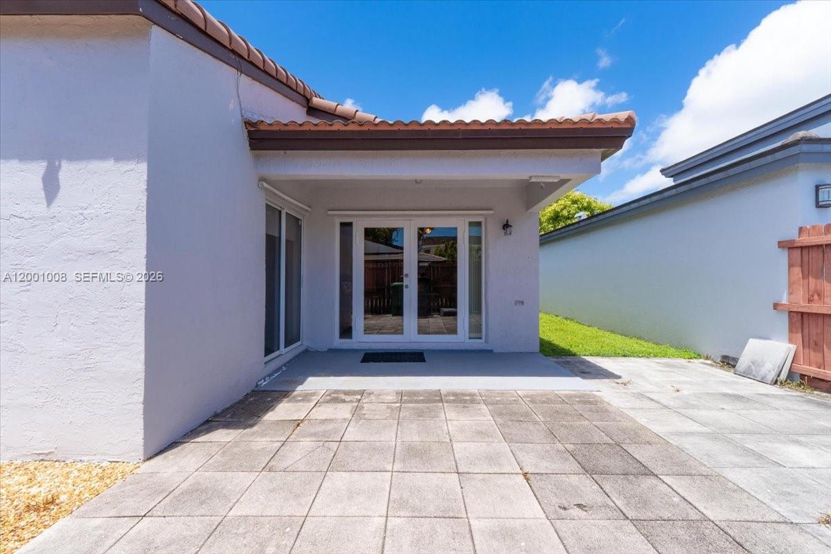 POINCIANA AT SUNSET - Residential