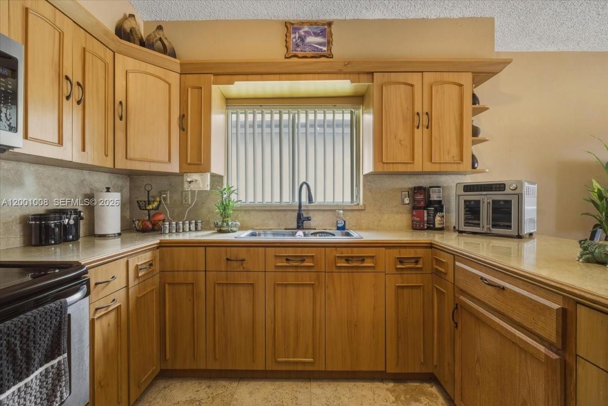 POINCIANA AT SUNSET - Residential