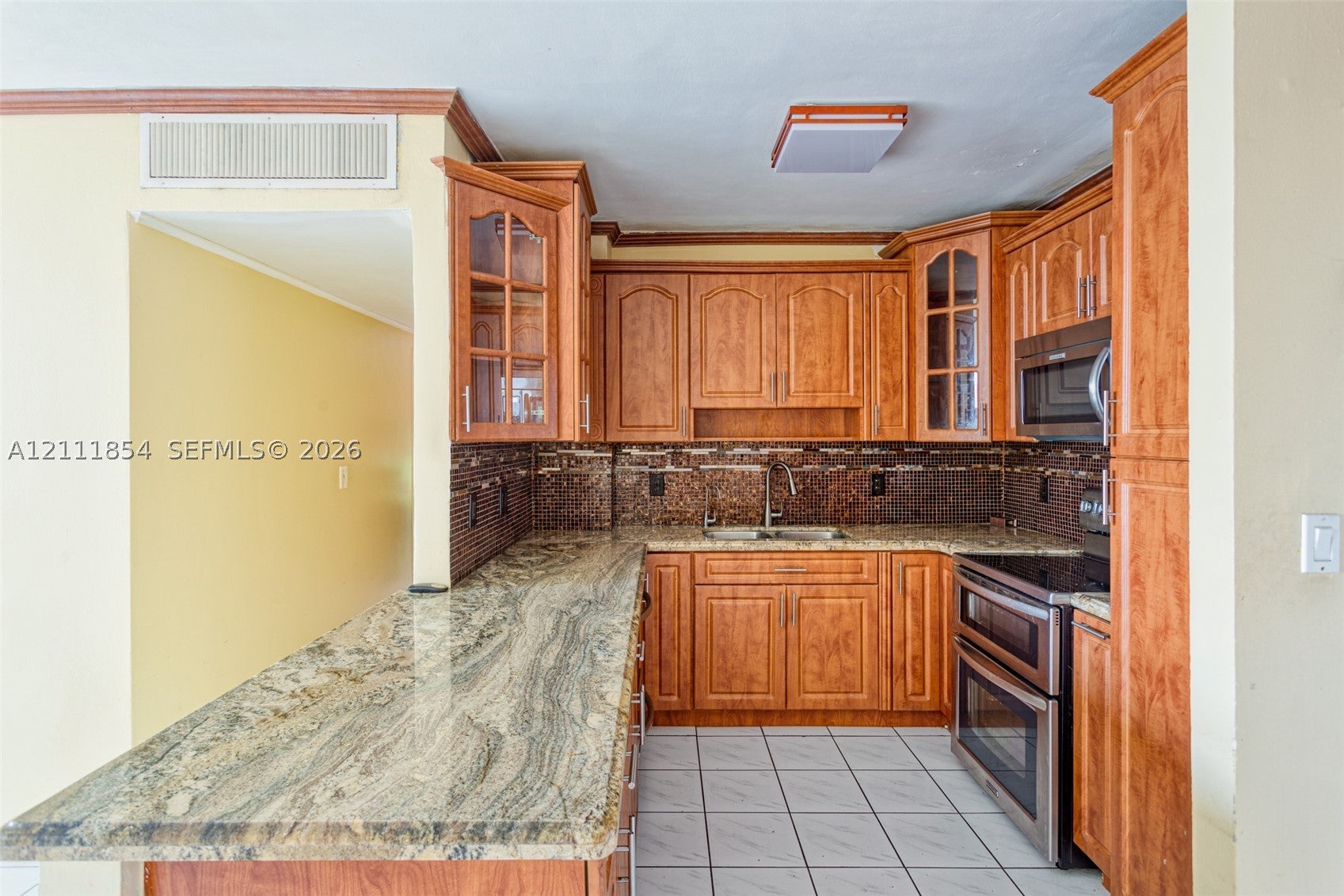 7441 Wayne Ave 4H
