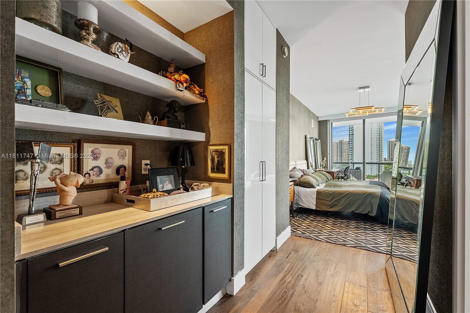 ECHO CONDO - Residential