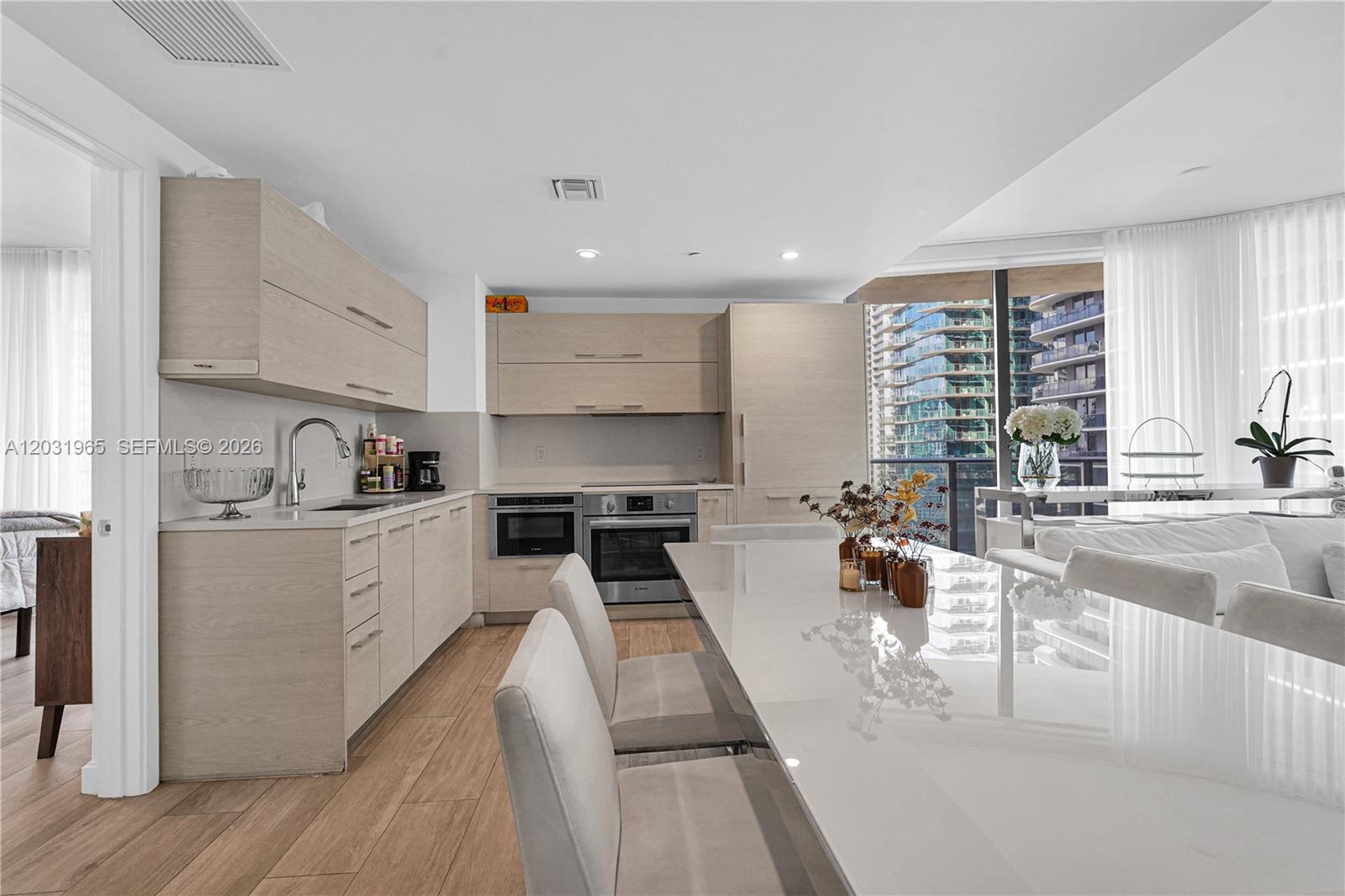 45 SW 9th St 2901