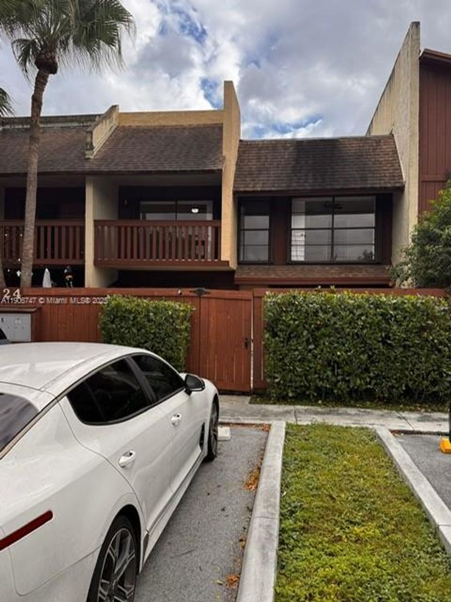 Beautiful Townhome in Prime Miami Location! this 1,310sqft townhome is an ideal first home. Featuring 2 spacious bedrooms, 2 full bathrooms, and a convenient half bath on the first floor, this residence. Enjoy your private tiled patio, with extra storage and a barbecue area. Gated community with 24-hour security, residents have access to outstanding amenities including a clubhouse, swimming pool, tennis courts, playground, and more. Maintenance fees cover cable, insurance, roof maintenance, security, and water, providing peace of mind and ease of living.

Situated at 6724 SW 114th Pl, Apt F, Miami, FL 33173, this home offers an excellent location close to top-rated schools, major freeways, shopping, and restaurants.

Don’t miss the opportunity to make this move-in-ready home yours!