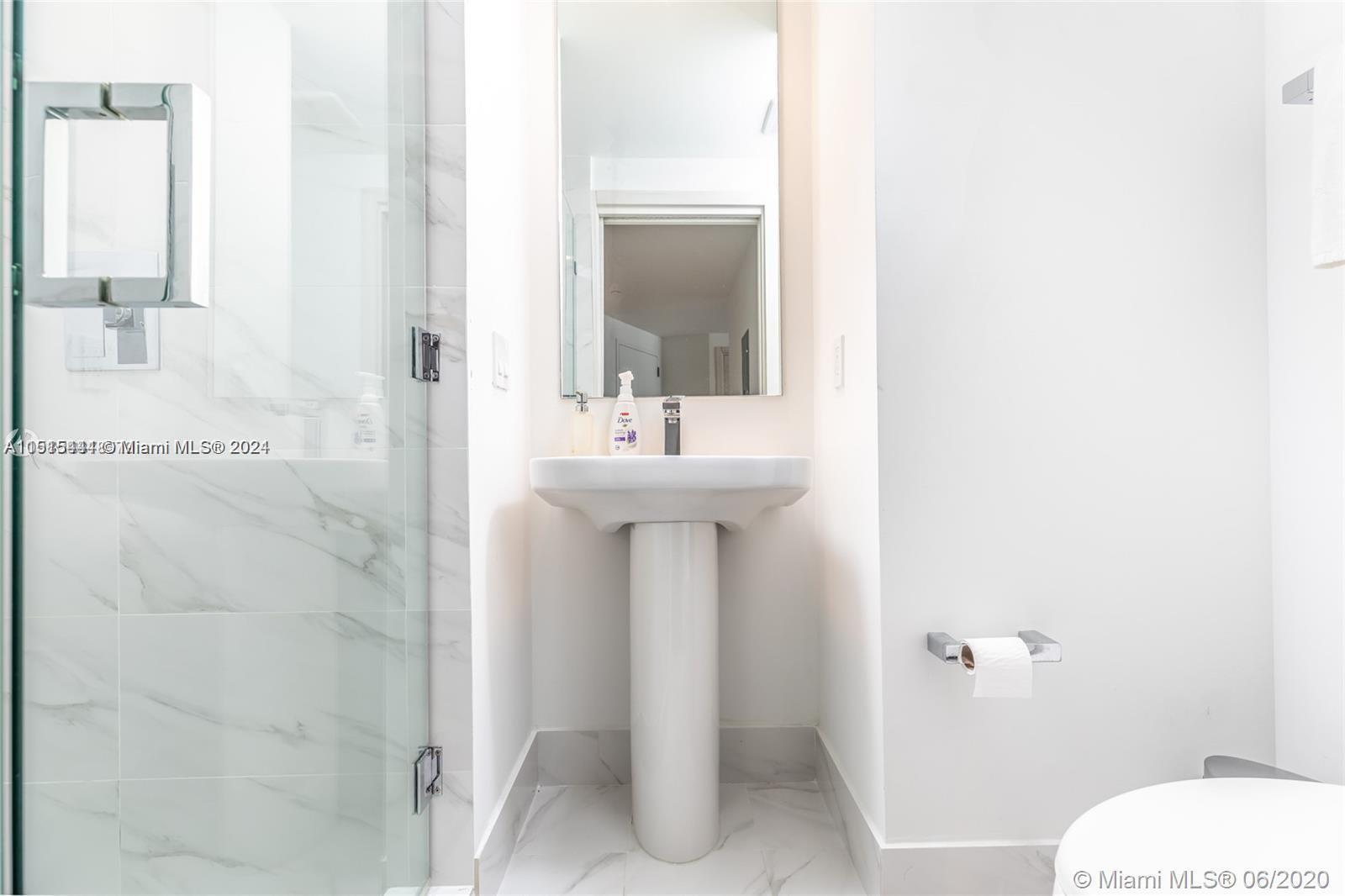 801 SMA RESIDENCES CONDO - Residential Lease