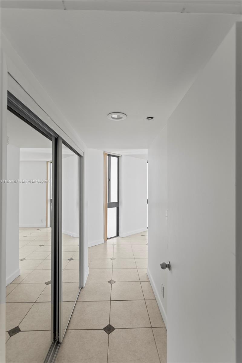 THE LANDMARK CONDO - Residential