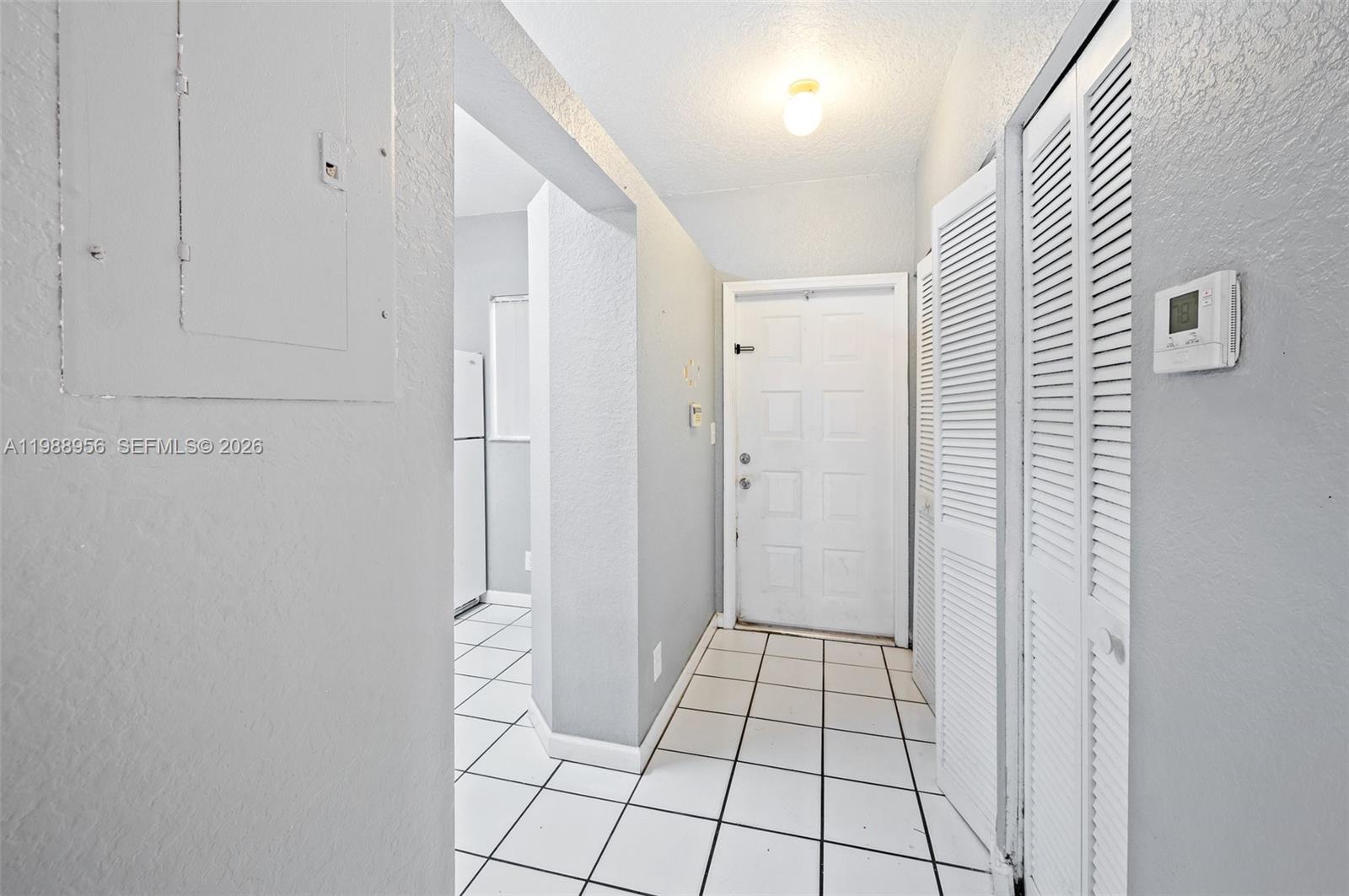 GARDENS OF SUNRISE CONDO - Residential Lease