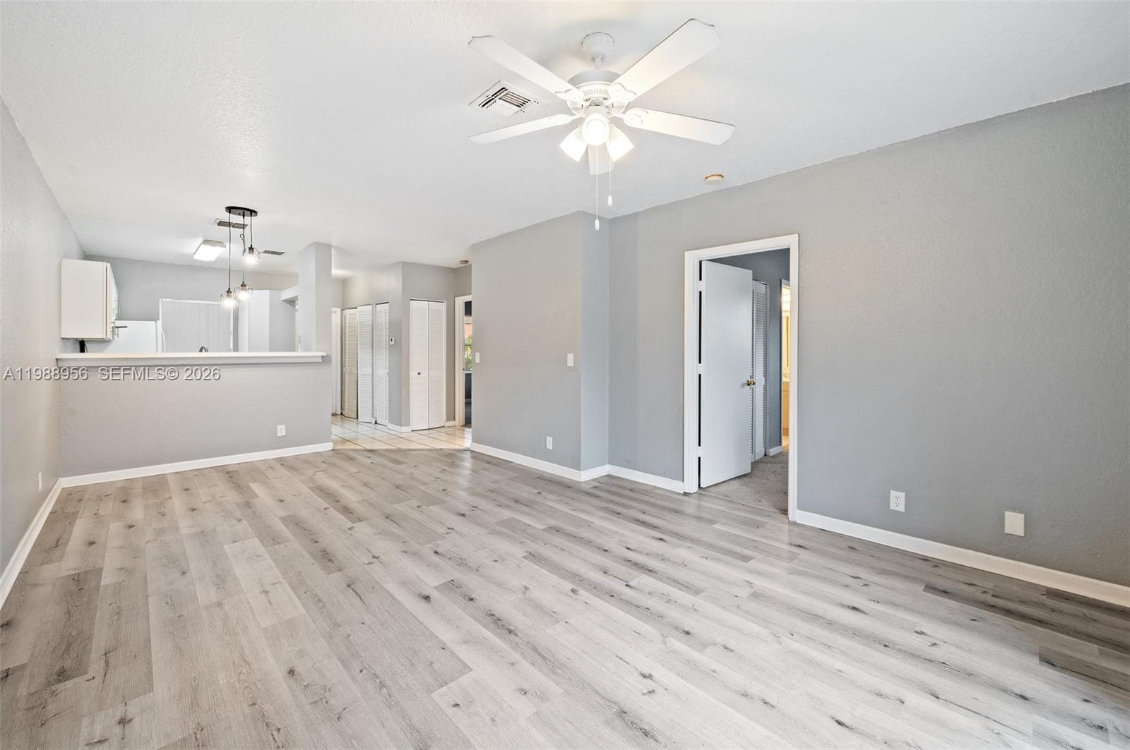 GARDENS OF SUNRISE CONDO - Residential Lease