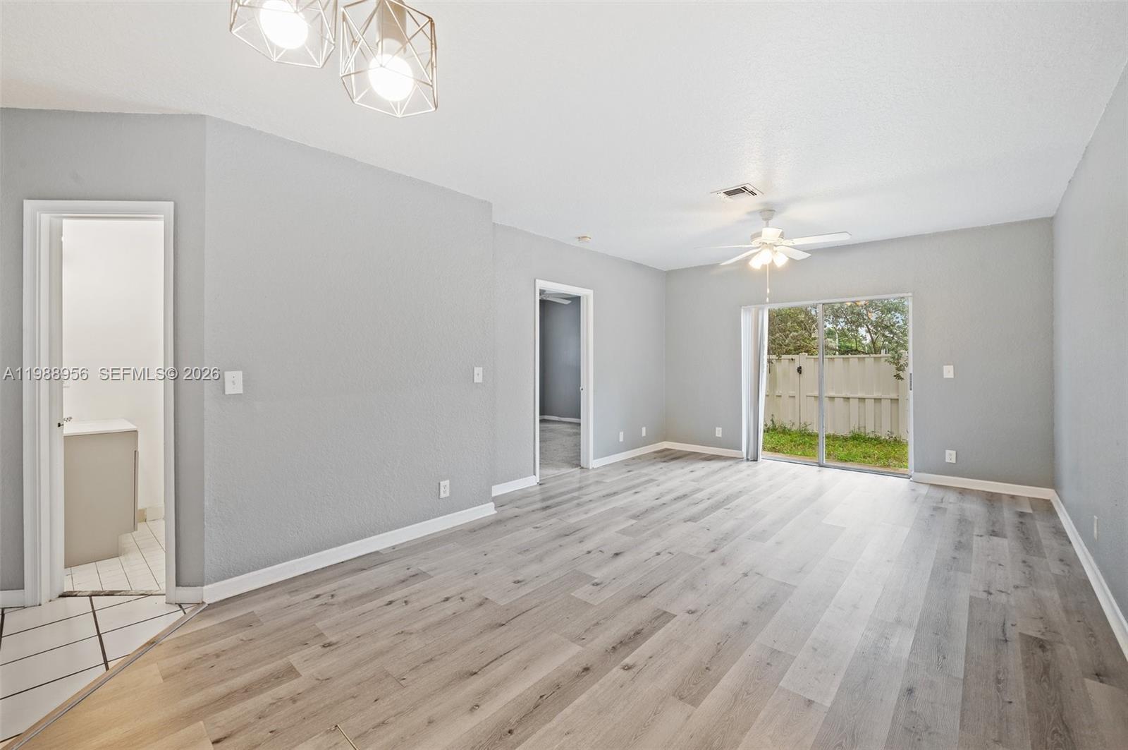 GARDENS OF SUNRISE CONDO - Residential Lease