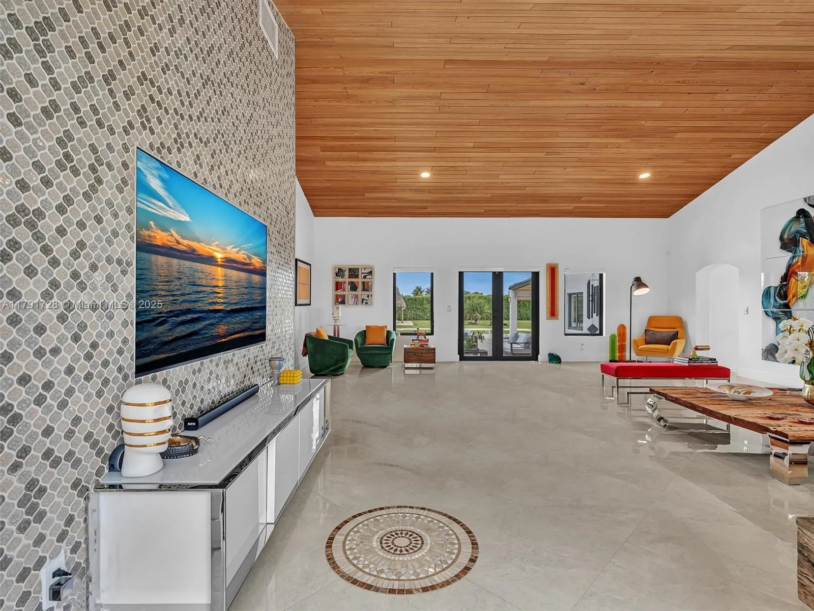 Homestead, Florida 33031, United States, 5 Bedrooms Bedrooms, ,4 BathroomsBathrooms,Residential,Active,119013