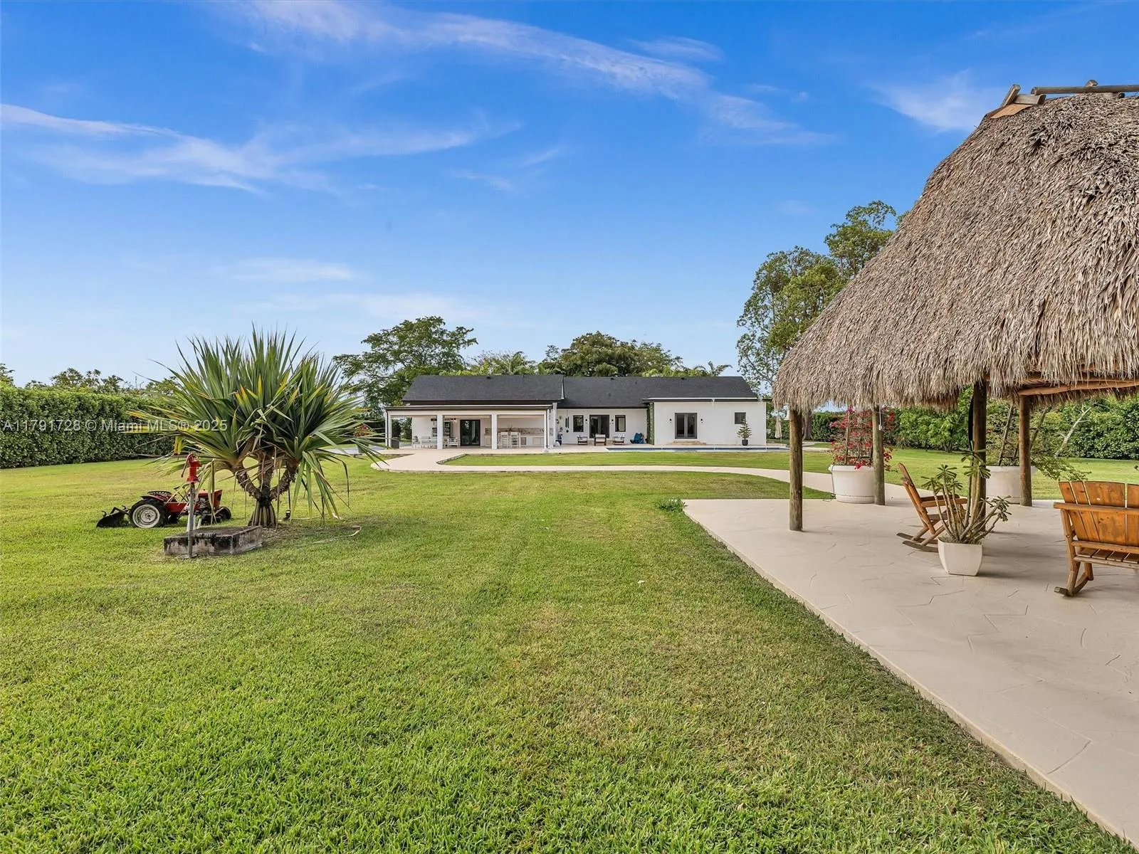 Homestead, Florida 33031, United States, 5 Bedrooms Bedrooms, ,4 BathroomsBathrooms,Residential,Active,119013