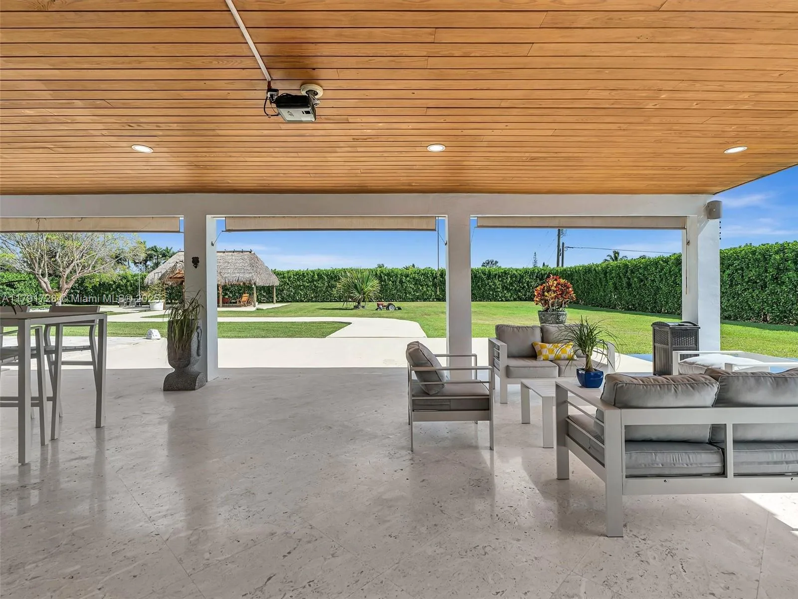 Homestead, Florida 33031, United States, 5 Bedrooms Bedrooms, ,4 BathroomsBathrooms,Residential,Active,119013