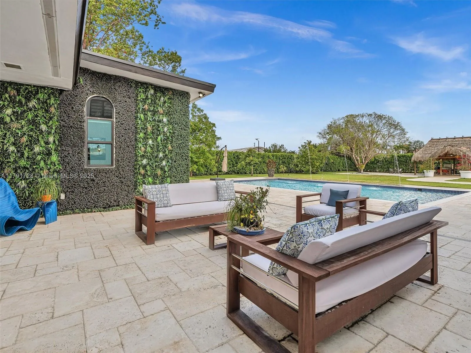 Homestead, Florida 33031, United States, 5 Bedrooms Bedrooms, ,4 BathroomsBathrooms,Residential,Active,119013