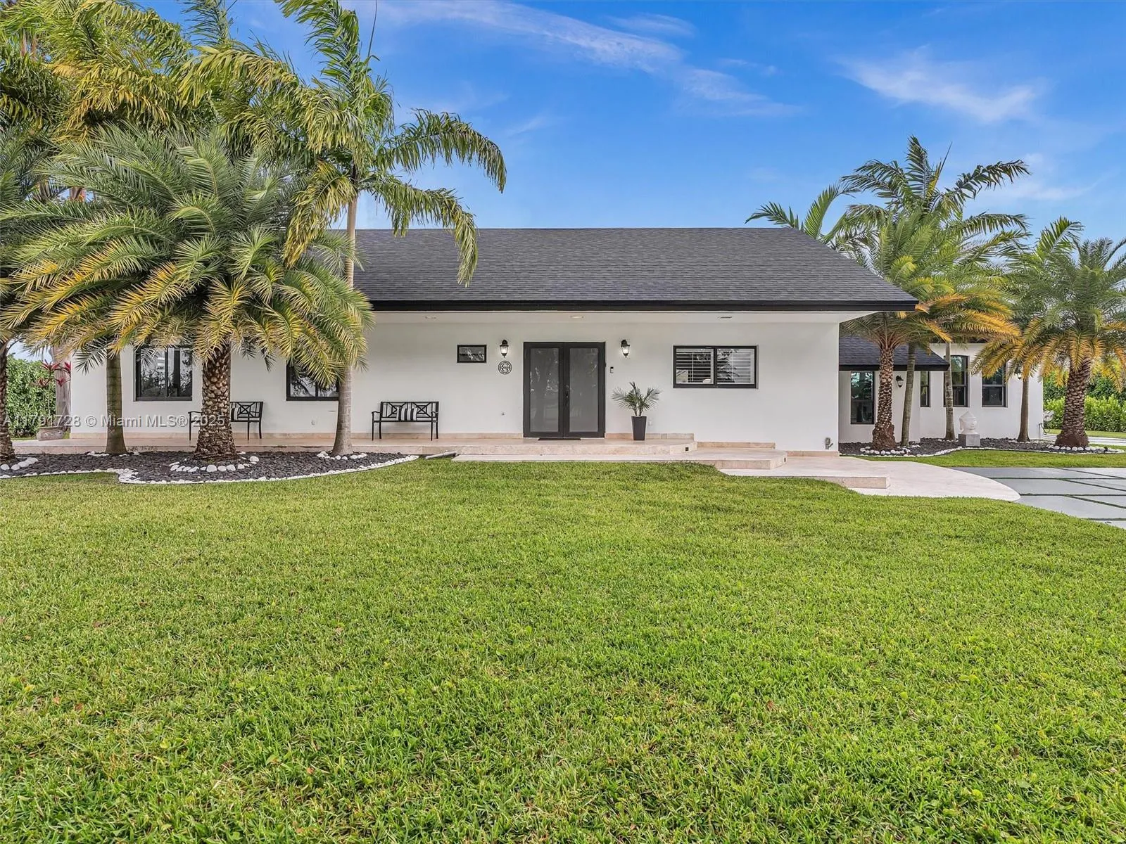 Homestead, Florida 33031, United States, 5 Bedrooms Bedrooms, ,4 BathroomsBathrooms,Residential,Active,119013