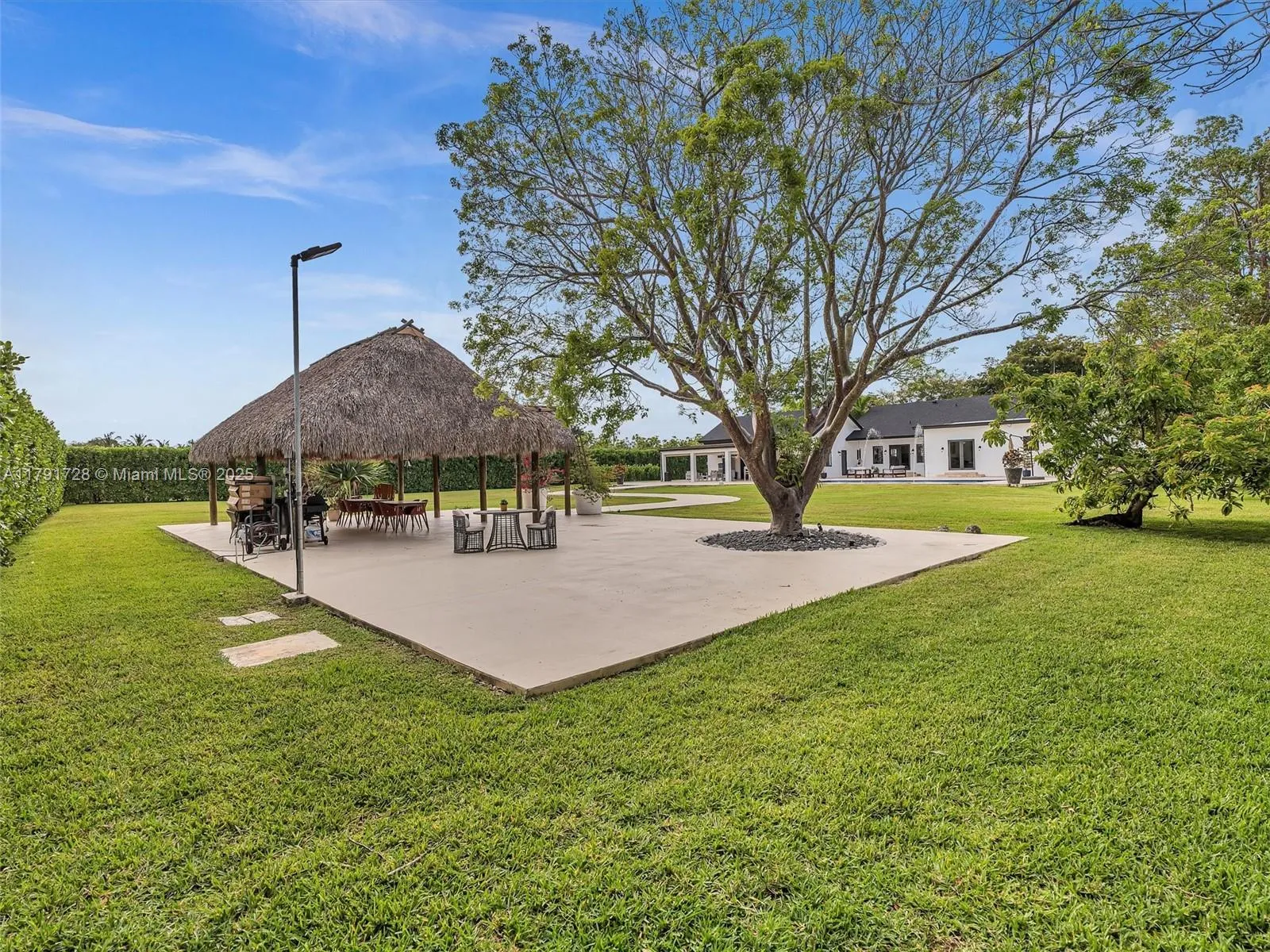 Homestead, Florida 33031, United States, 5 Bedrooms Bedrooms, ,4 BathroomsBathrooms,Residential,Active,119013