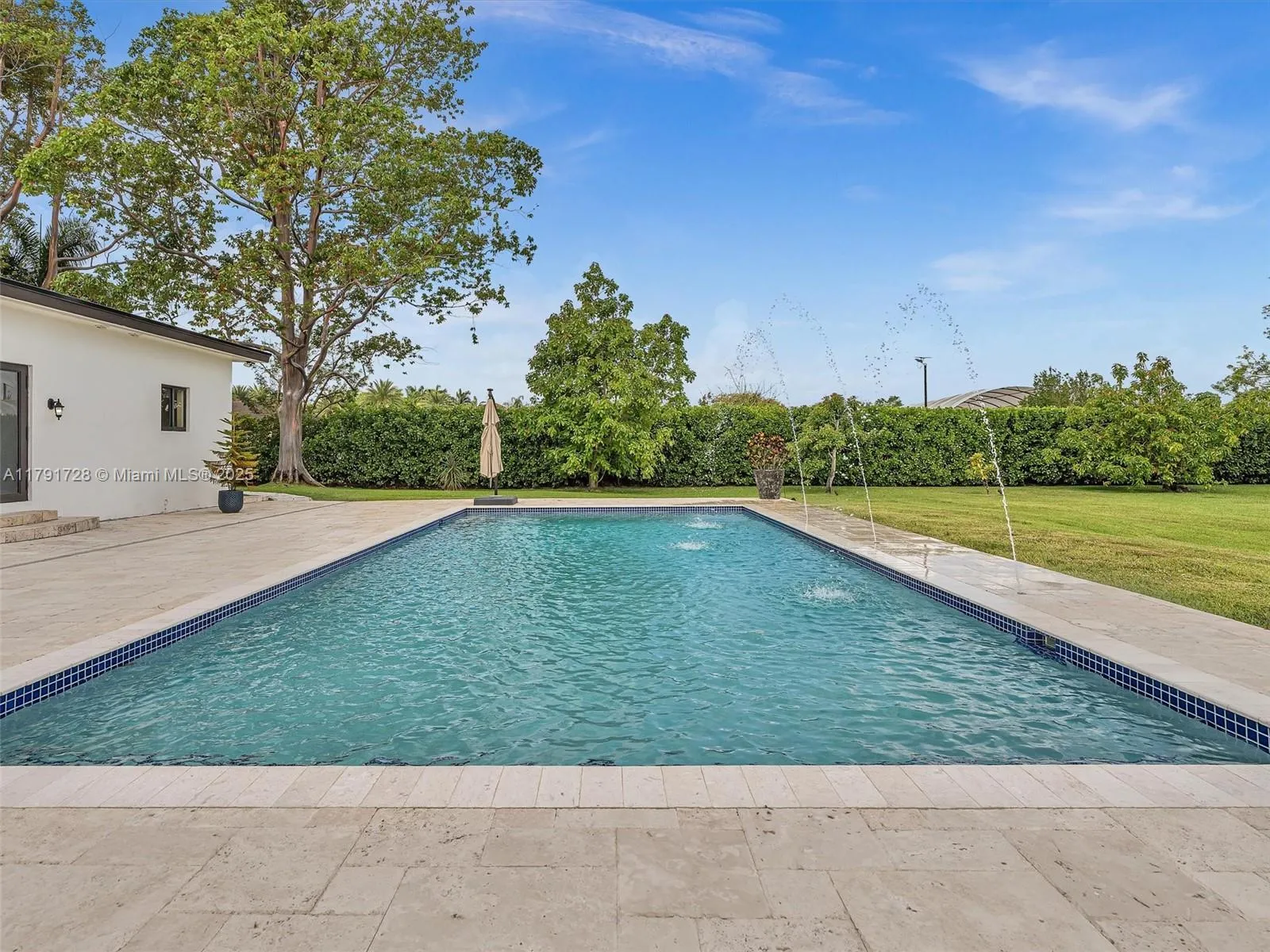 Homestead, Florida 33031, United States, 5 Bedrooms Bedrooms, ,4 BathroomsBathrooms,Residential,Active,119013