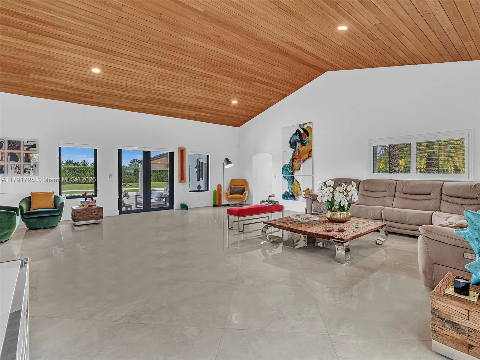 Homestead, Florida 33031, United States, 5 Bedrooms Bedrooms, ,4 BathroomsBathrooms,Residential,Active,119013