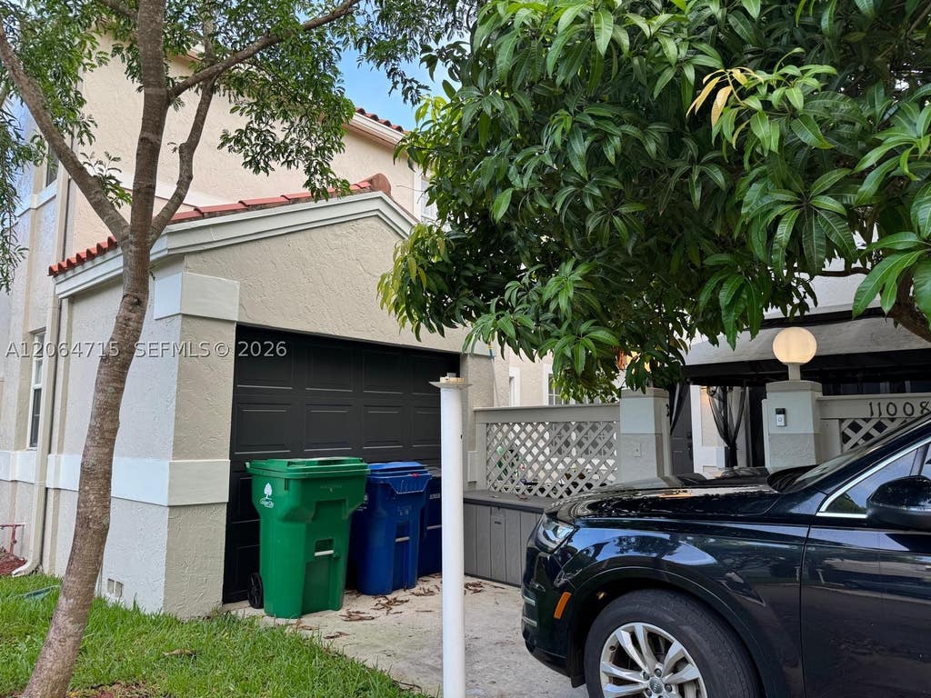 Photo of 11008 Mainsail Dr, Cooper City, FL 33026 (MLS # A12064715)