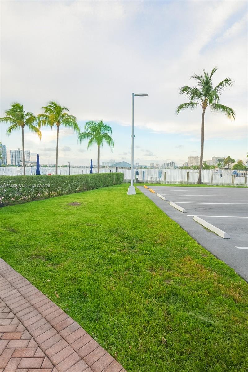 CARLTON BAY CONDO - Residential