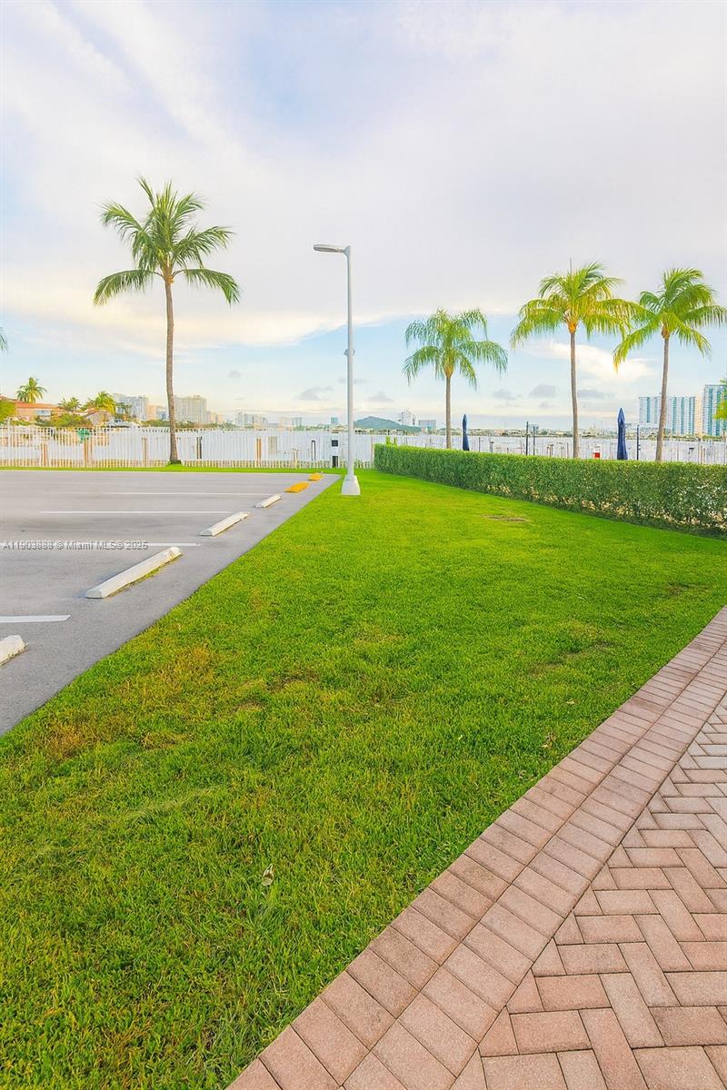 CARLTON BAY CONDO - Residential