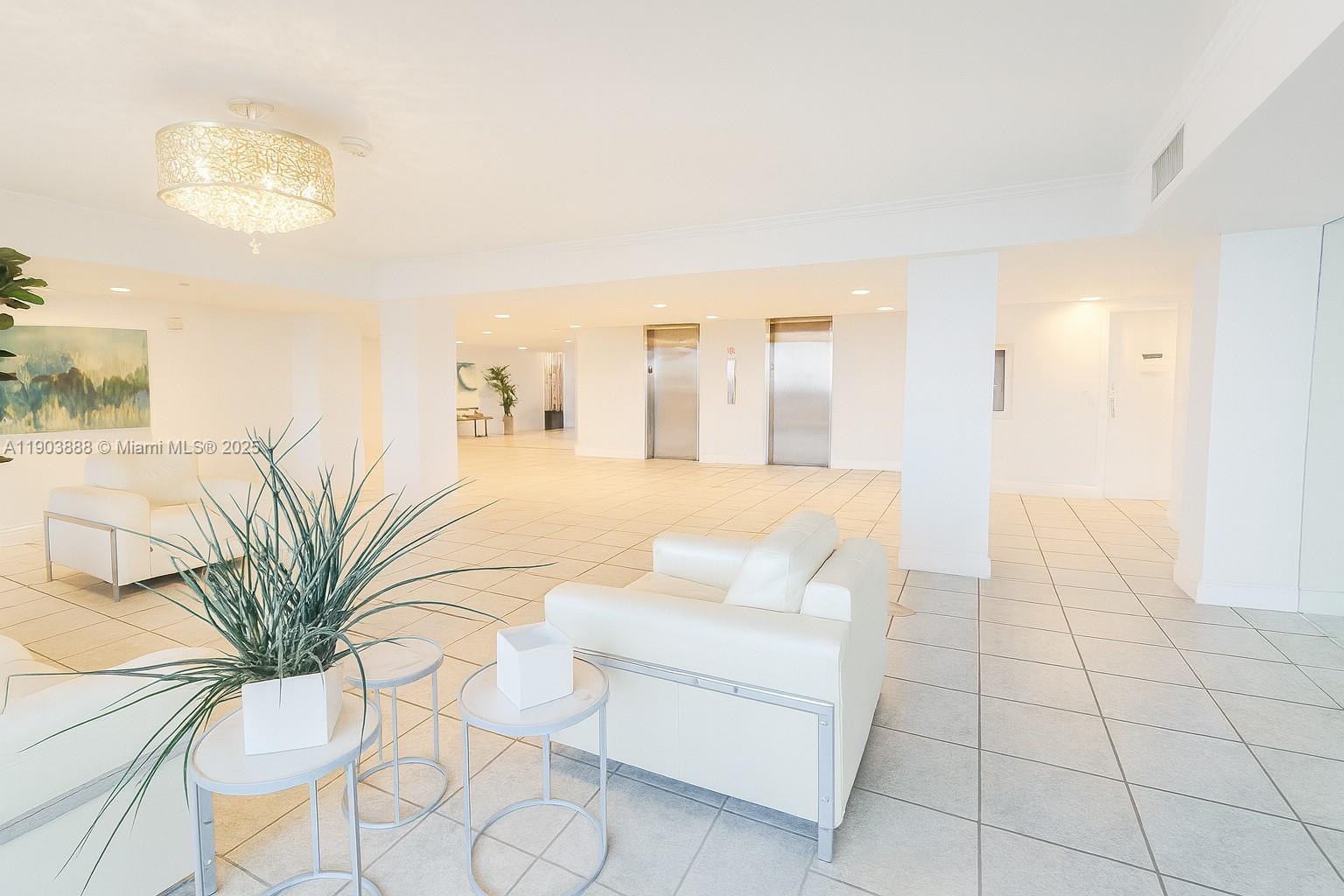 CARLTON BAY CONDO - Residential