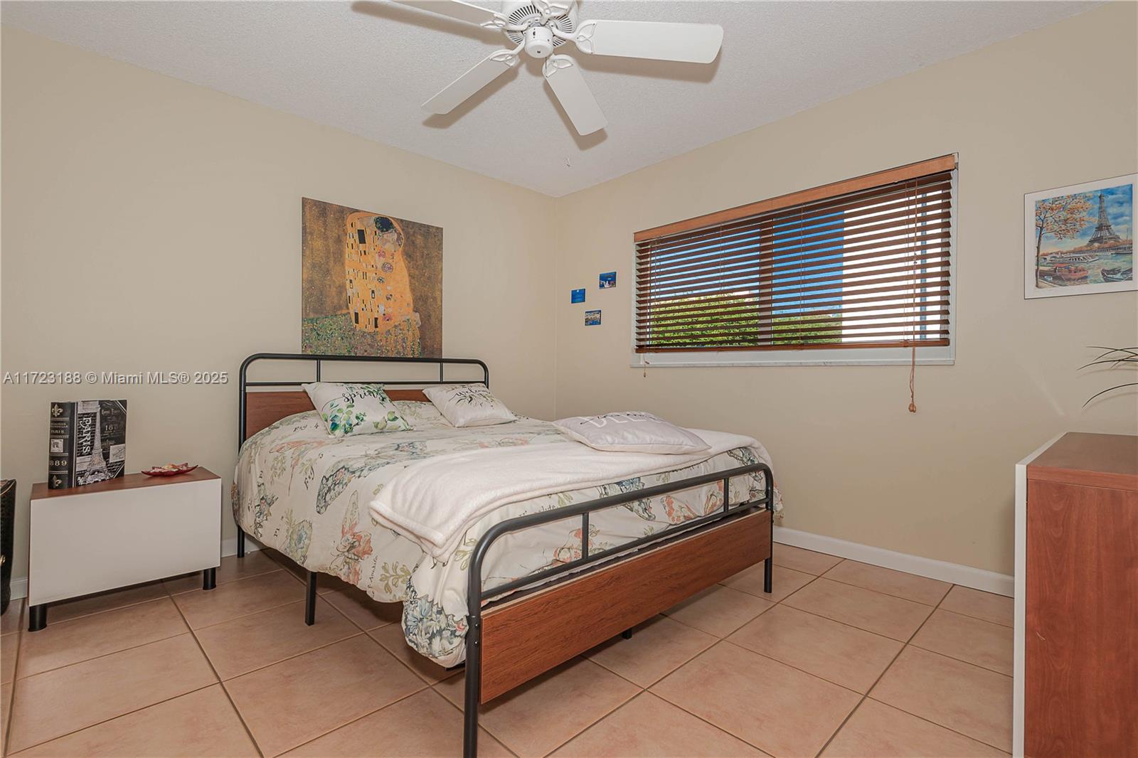 FAIRWAYS CO-OP - Residential