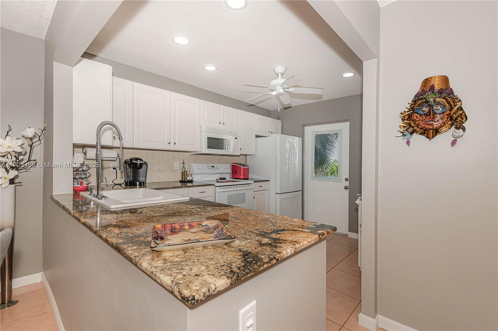FAIRWAYS CO-OP - Residential