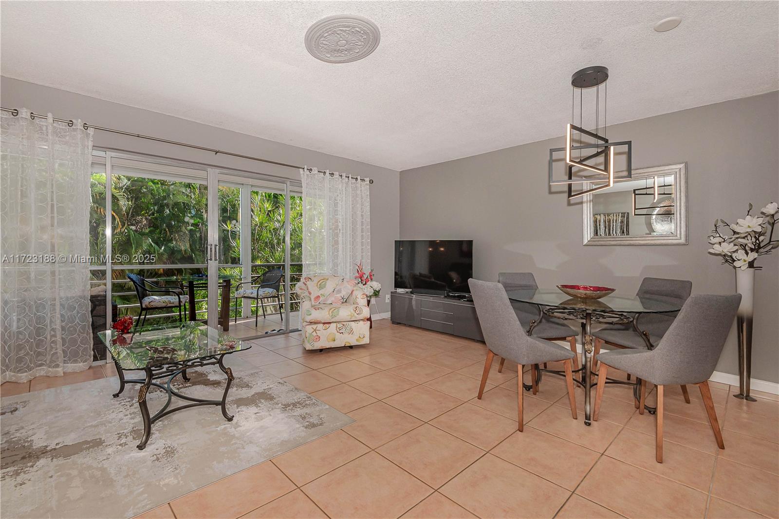 FAIRWAYS CO-OP - Residential