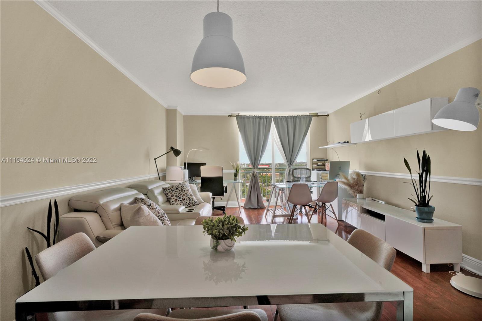 THE ASTON CONDO - Residential