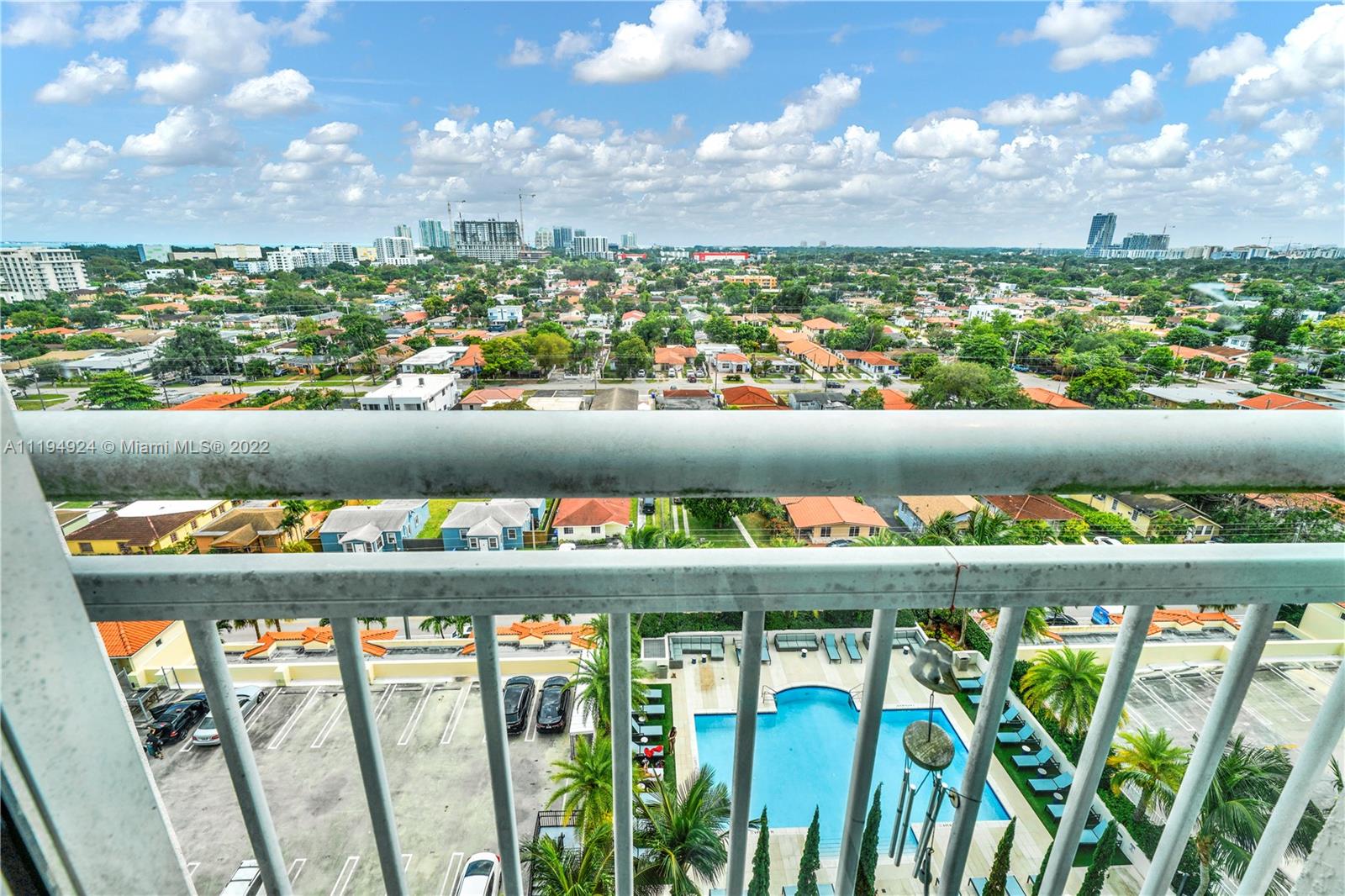 THE ASTON CONDO - Residential