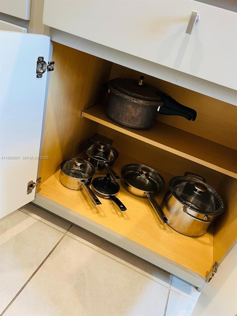 REGAL PALM SUBDIVISION - Residential Lease