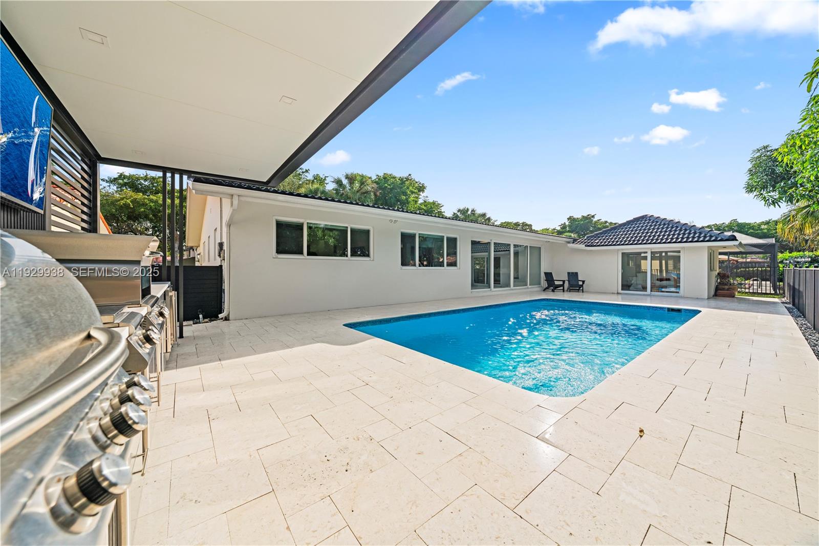 MIAMI LAKES-LAKE GLENN EL - Residential