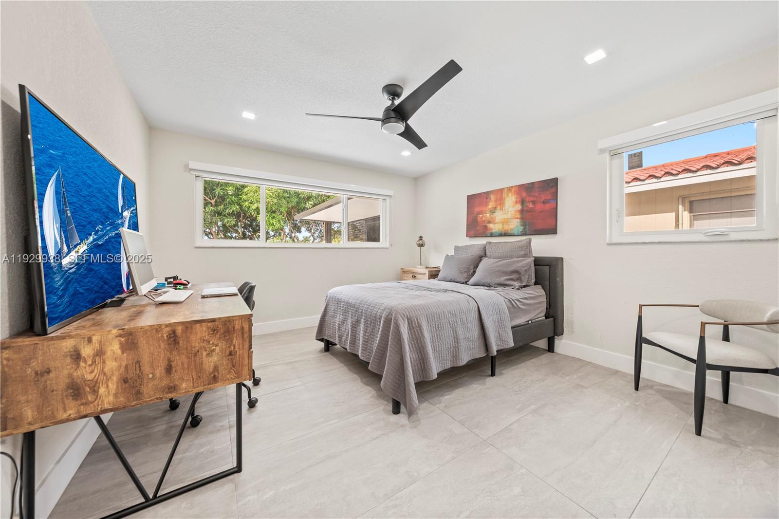 MIAMI LAKES-LAKE GLENN EL - Residential