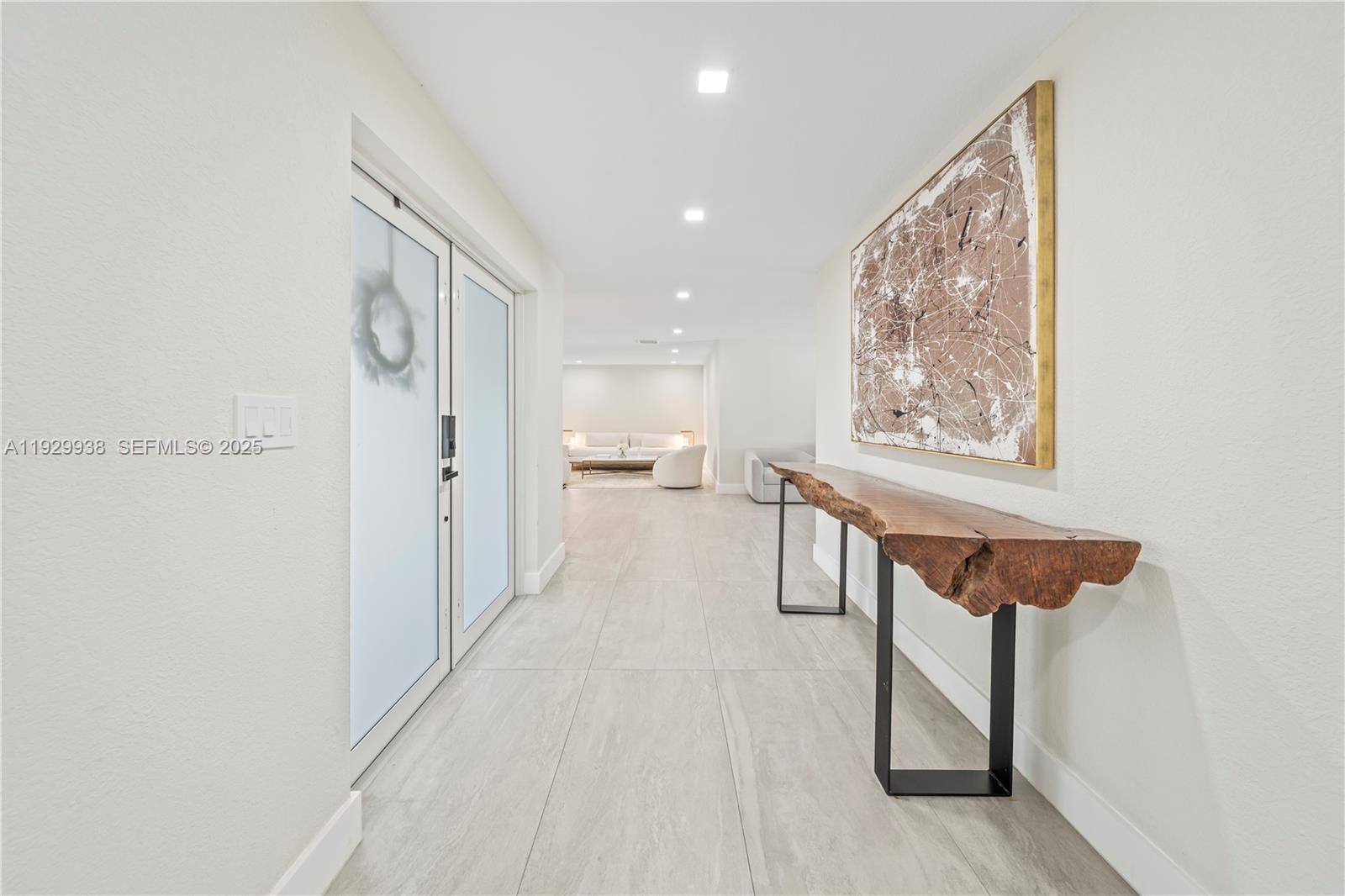 MIAMI LAKES-LAKE GLENN EL - Residential