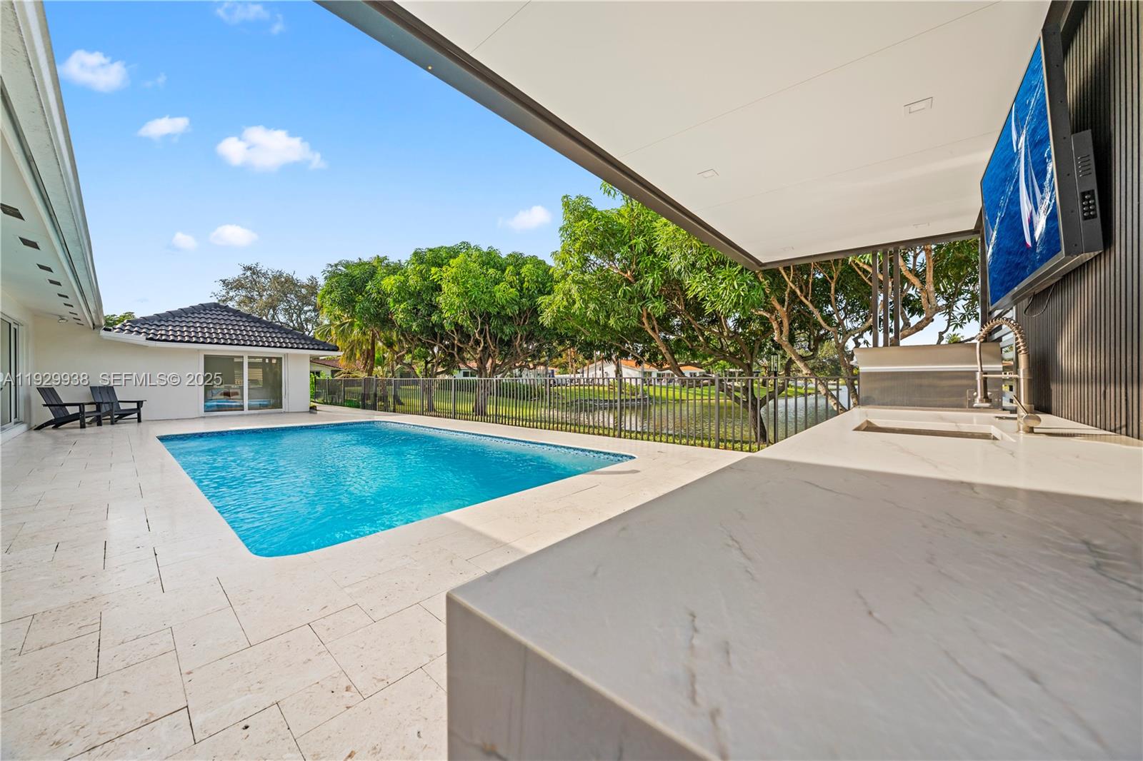 MIAMI LAKES-LAKE GLENN EL - Residential