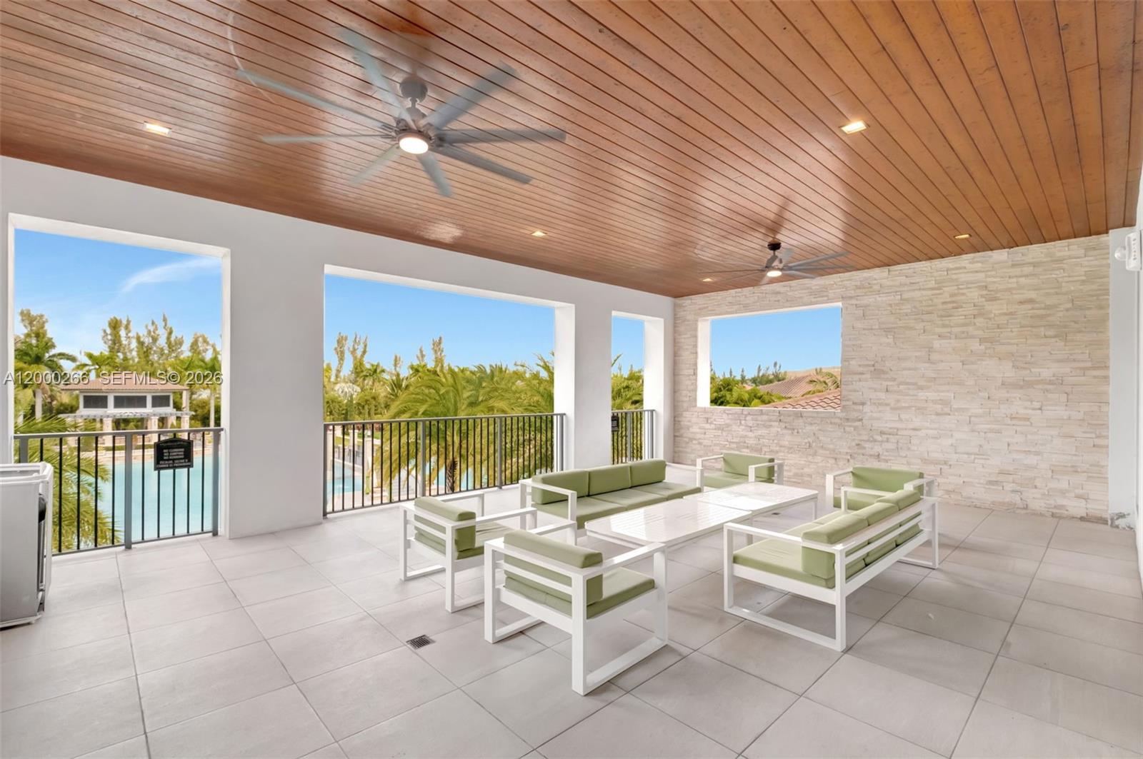 HIGHLAND AT PARK CENTRAL - Residential