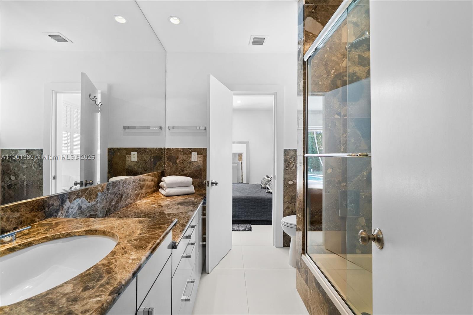 LA GORCE GOLF SUB - Residential