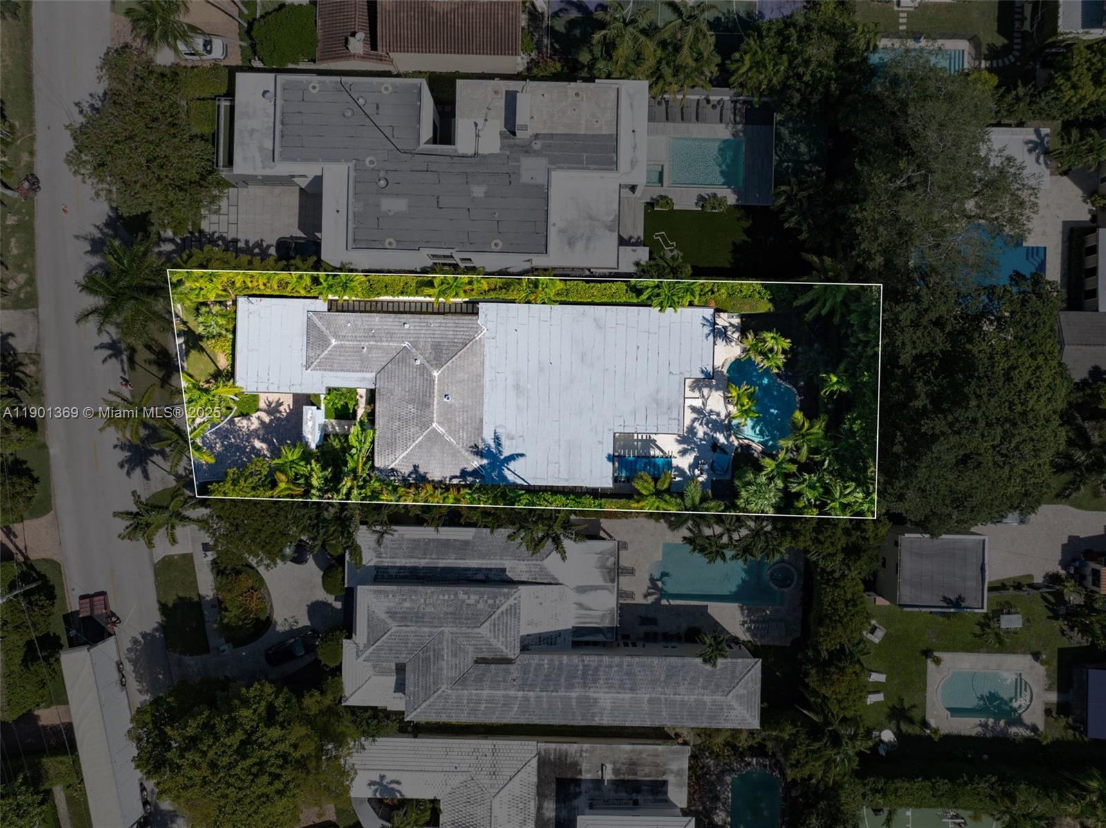 LA GORCE GOLF SUB - Residential