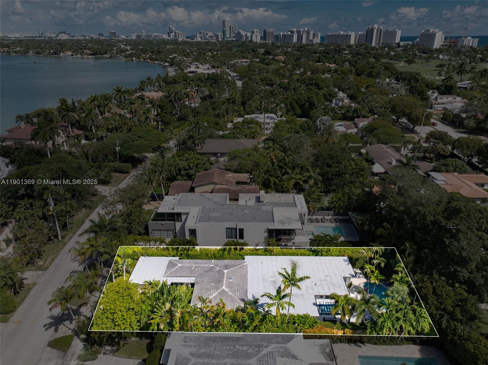 LA GORCE GOLF SUB - Residential