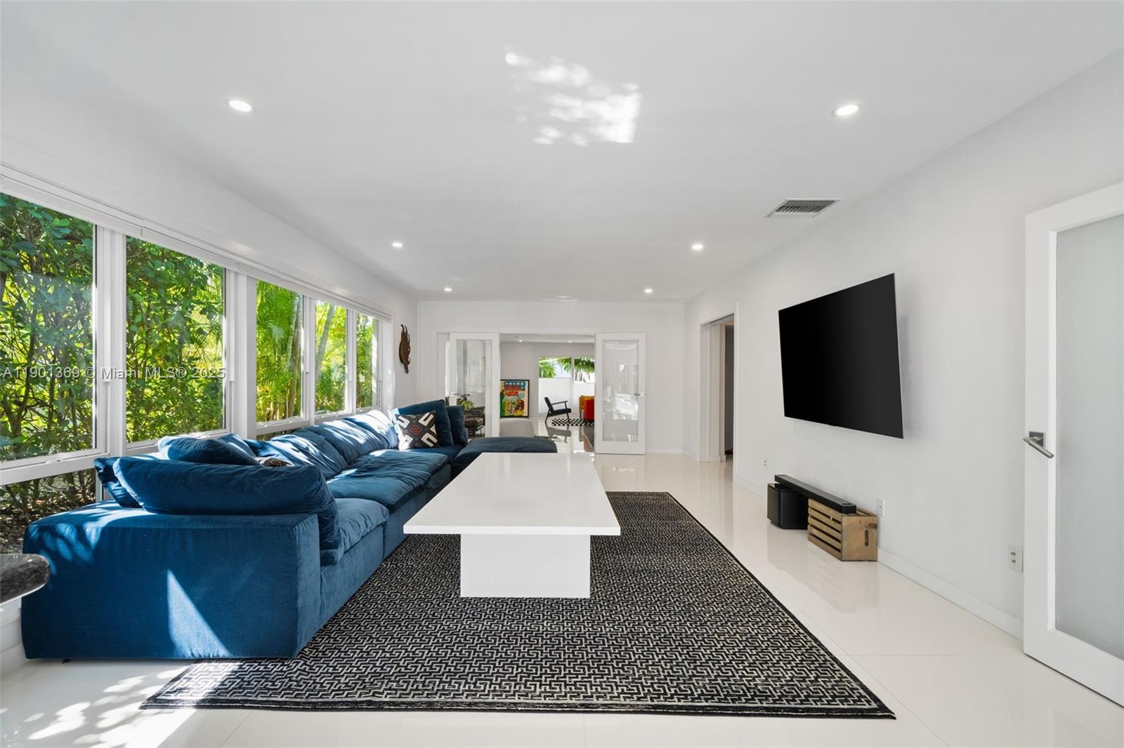 LA GORCE GOLF SUB - Residential