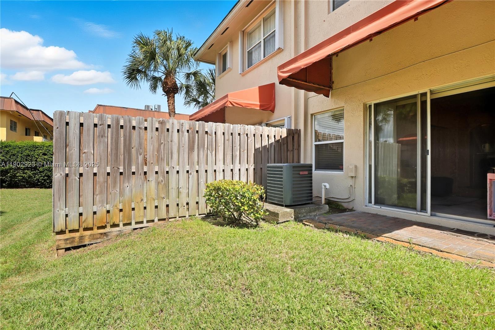 CARRIAGE HOMES AT BENTLEY - Residential