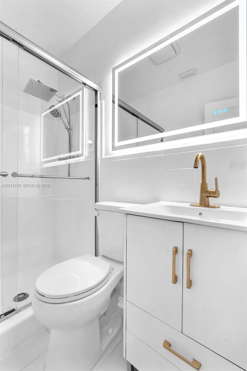 TUTTLES SUB - Residential Lease